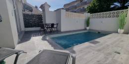 Alquiler a largo plazo - Terraced house - Orihuela Costa - La Regia