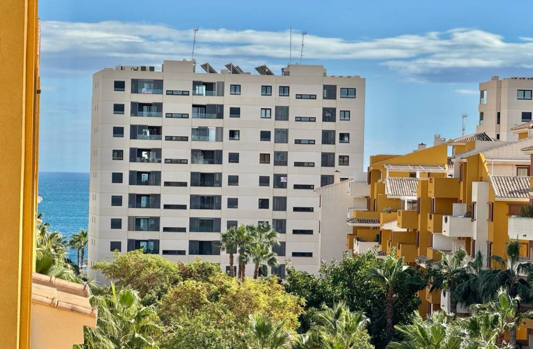Resale - Apartment - Punta Prima - calle Mar de Fondo N 2