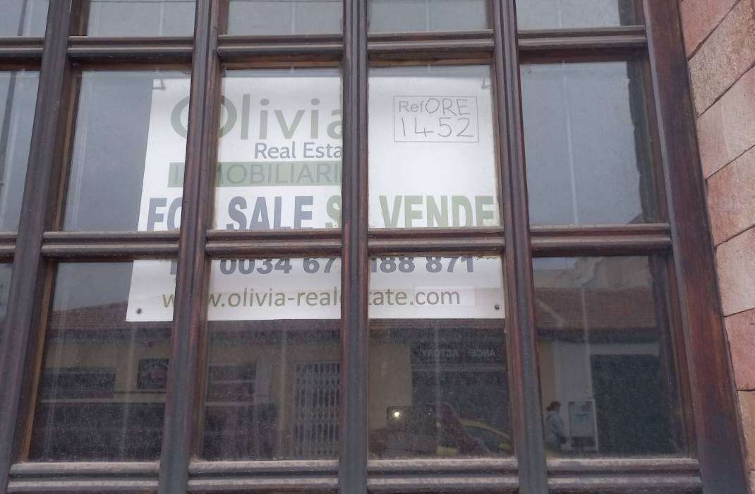Revente - Commercial Building - Los Montesinos