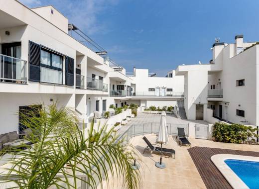 Apartment - Resale - Torrevieja - Aguas Nuevas