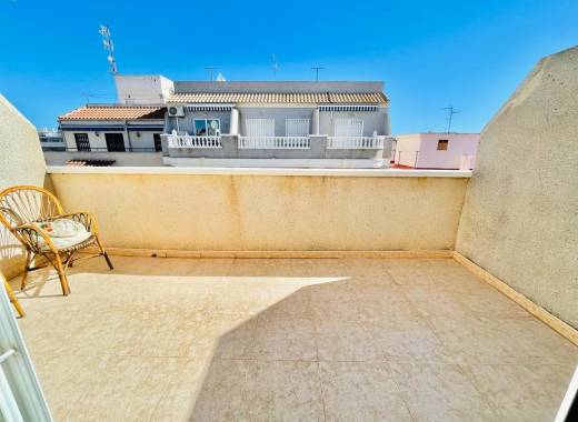 Apartment - Resale - Torrevieja - Calle Bergantin n 15