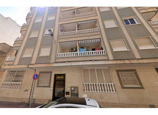 Apartment - Resale - Torrevieja - Center Torrevieja