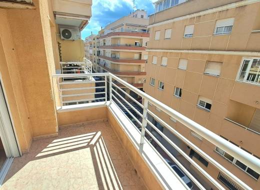 Apartment - Resale - Torrevieja - Centro