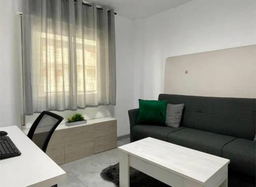 Apartment - Resale - Torrevieja - Los Europeos