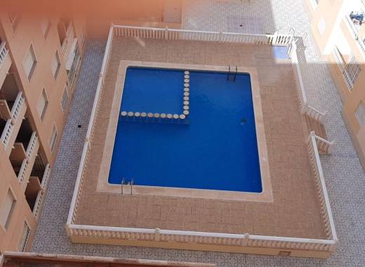 Apartment - Resale - Torrevieja - Playa de los locos