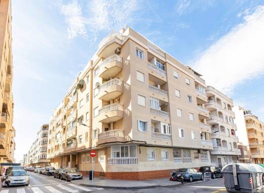 Apartment - Resale - Torrevieja - Torrevieja