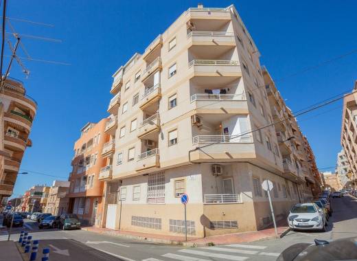 Apartment - Resale - Torrevieja - Torrevieja