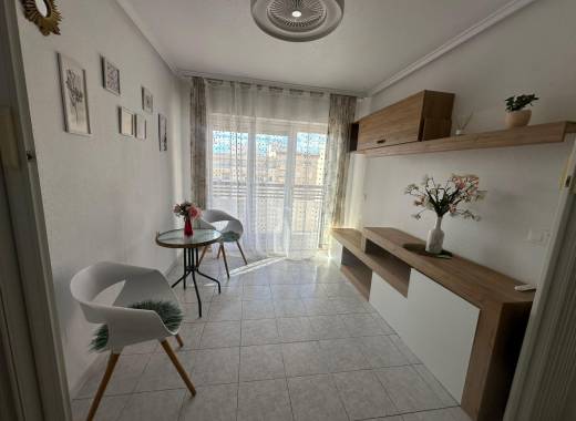 Apartment - Resale - Torrevieja - torrevieja