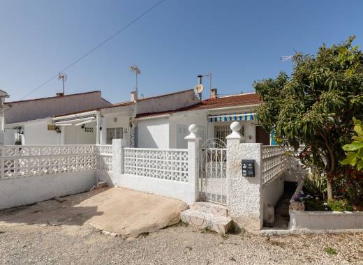 Bungalow - Resale - Torrevieja - CALLE MANUEL BENITEZ EL CORD, 40