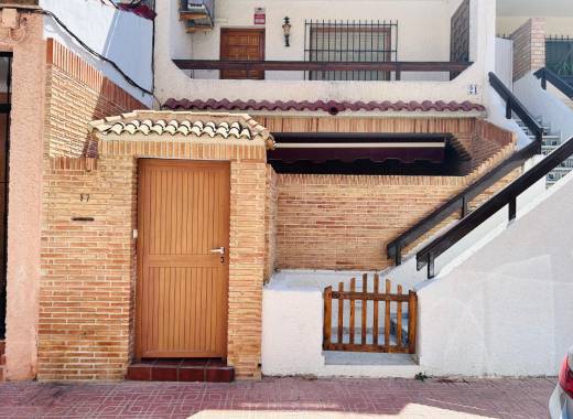 Chalet - Venta - Torrevieja - Playa de los Locos