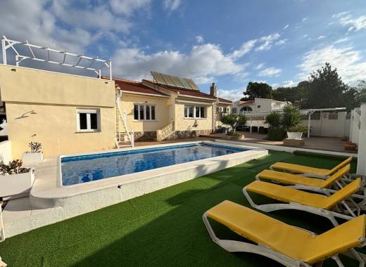 Detached House / Villa - Resale - Ciudad Quesada - BAN-42121