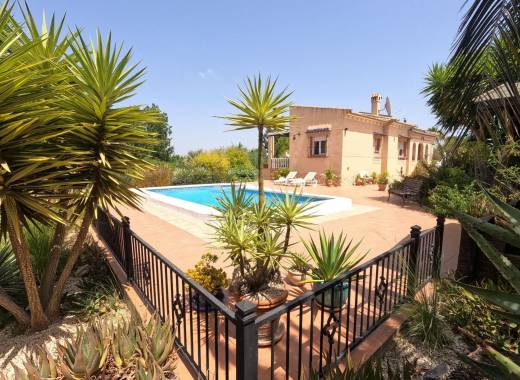 Detached Villa - Resale - San Bartolomé - San Bartolomé