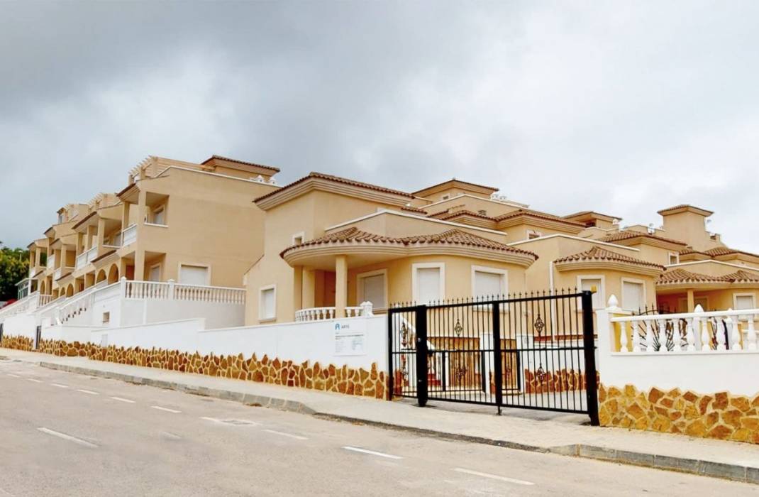 Nueva construccin  - Terraced house - San Miguel de Salinas - Cerro del Sol