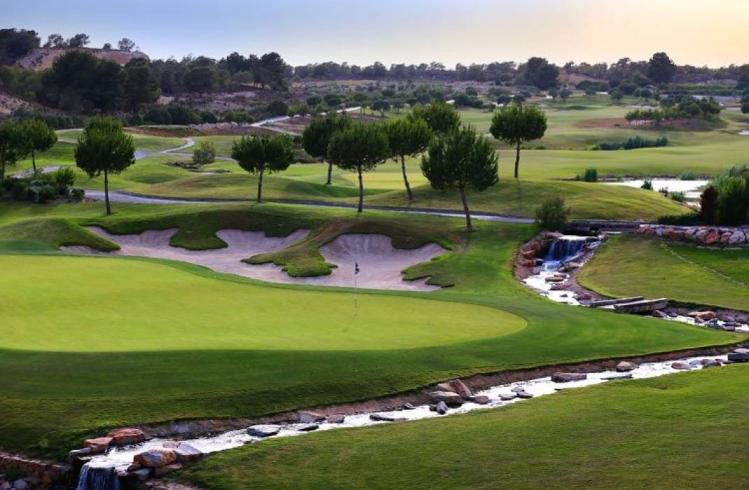 Nueva construccin  - Villa - Orihuela - Las Colinas Golf