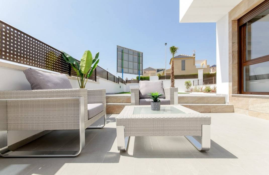 Nueva construcción  - Terraced house - Torrevieja - Los balcones
