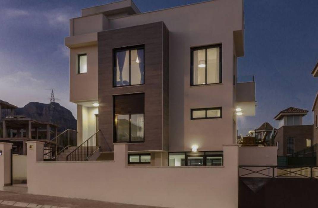 Nueva construcción  - Villa - La Nucia - El tossal