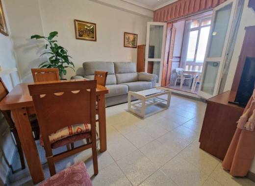 Piso - Venta - Torrevieja - MCB-97337