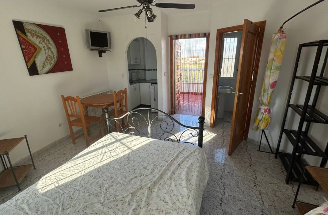 Resale - 4. House - Detached Villa - Los Alcazares - Santa Rosalía