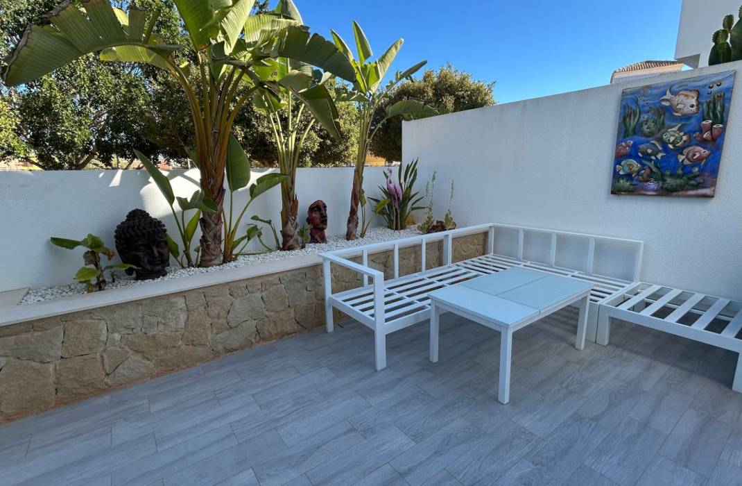 Resale - 4. House - Detached Villa - Los Montesinos - La Herada