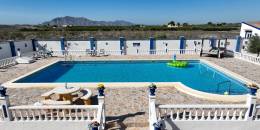 Resale - 5. Finca / Country Property - Crevillente