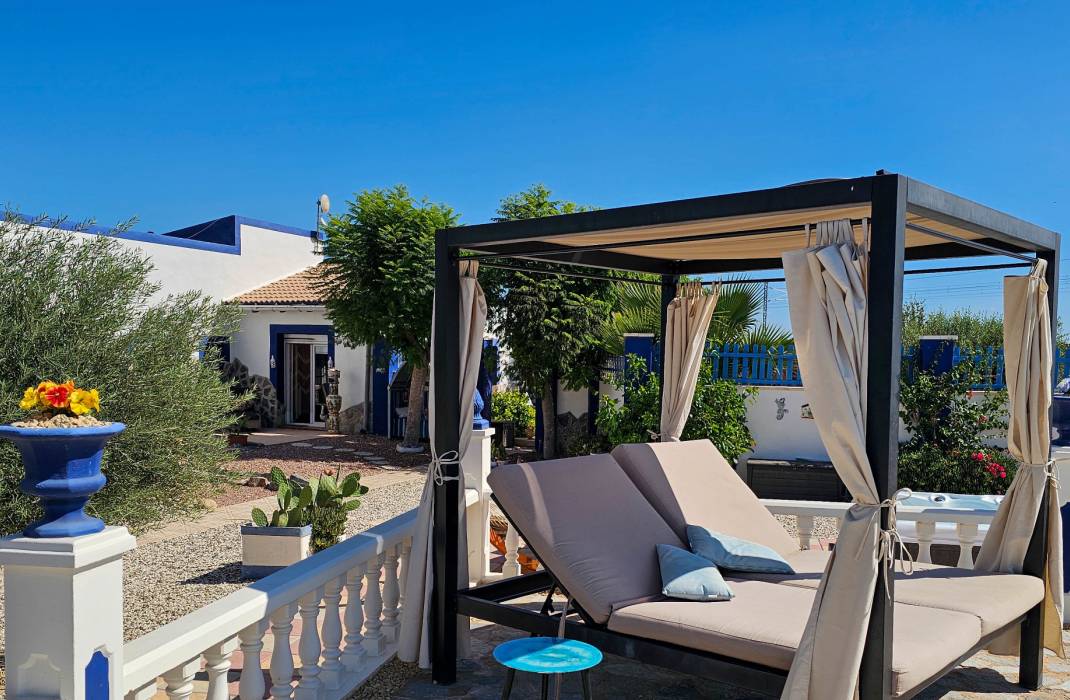 Resale - 5. Finca / Country Property - Crevillente