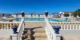 Resale - 5. Finca / Country Property - Crevillente