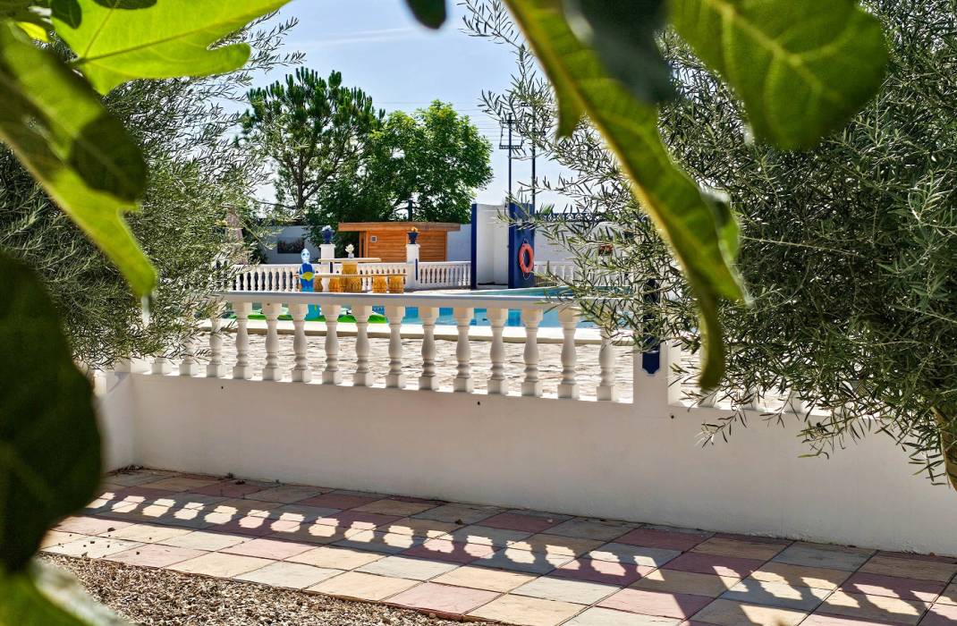 Resale - 5. Finca / Country Property - Crevillente