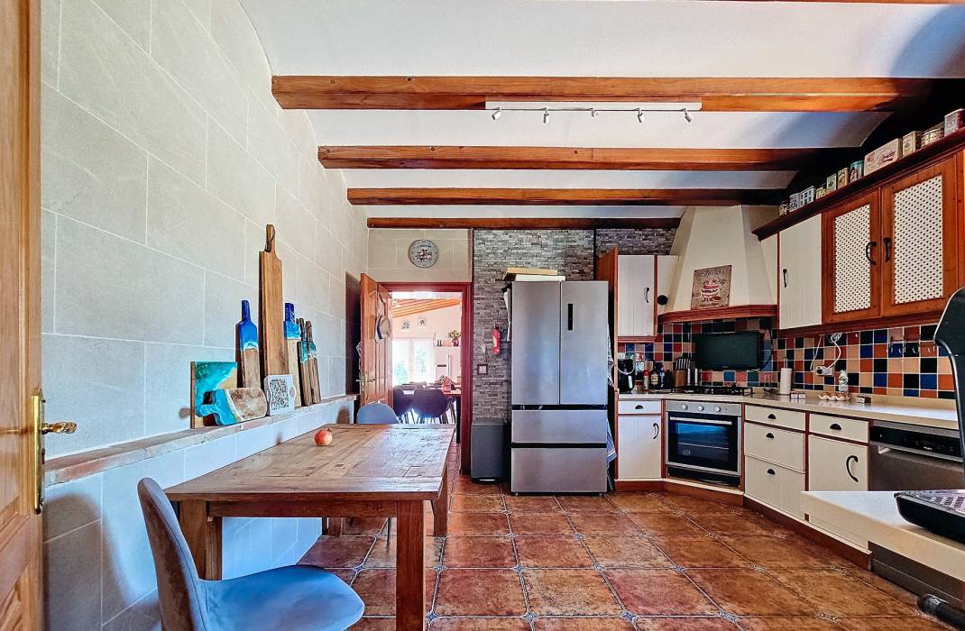 Resale - 5. Finca / Country Property - Crevillente