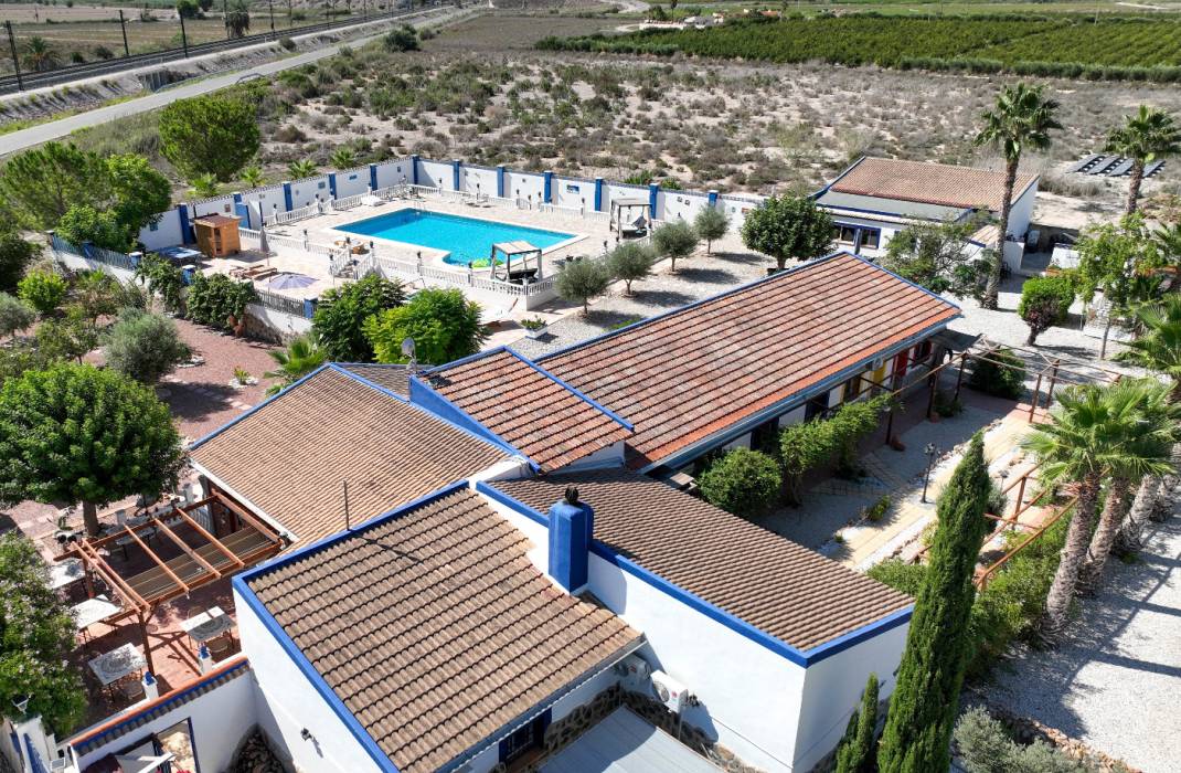 Resale - 5. Finca / Country Property - Crevillente