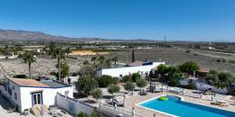 Resale - 5. Finca / Country Property - Crevillente