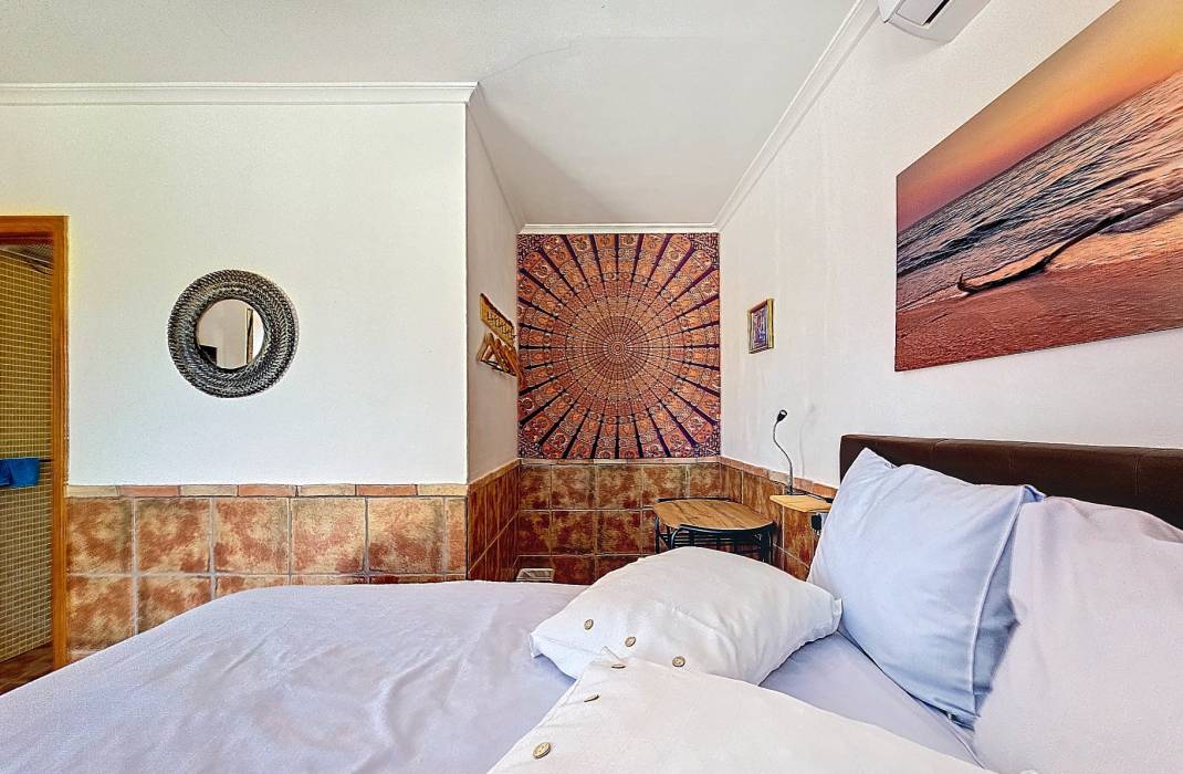 Resale - 5. Finca / Country Property - Crevillente