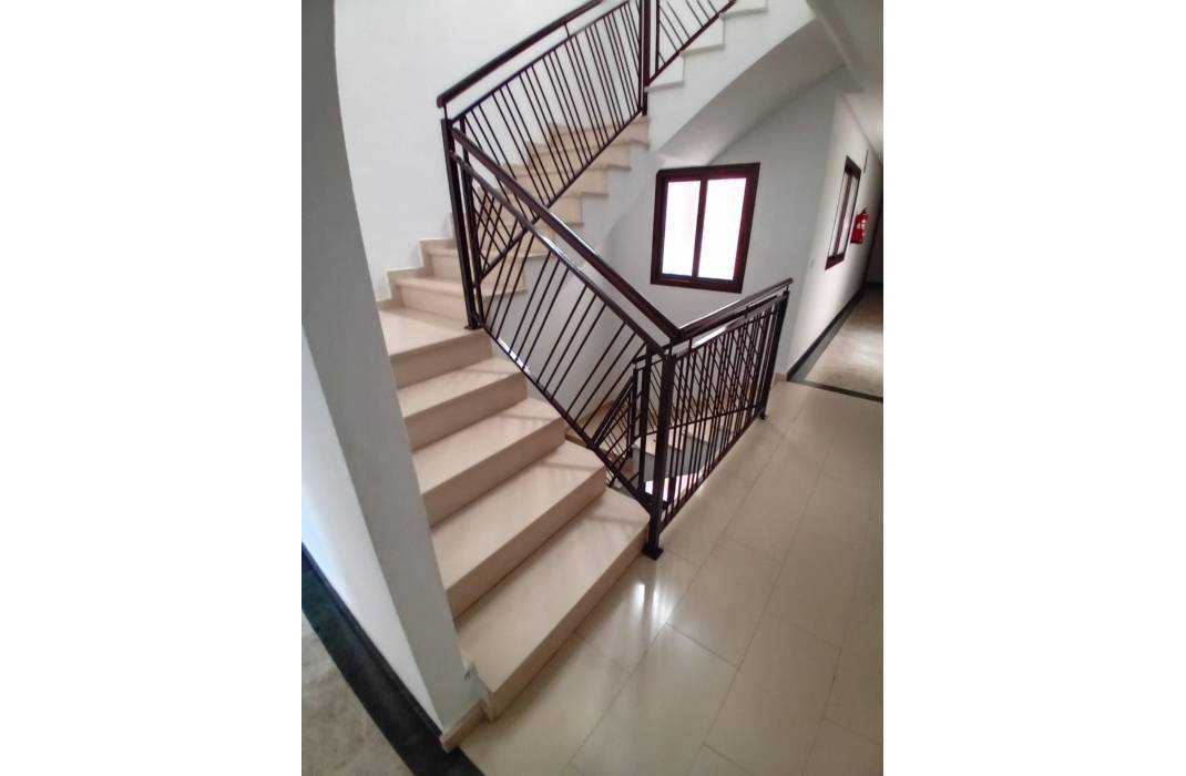 Resale - Apartment - Almoradi - Center