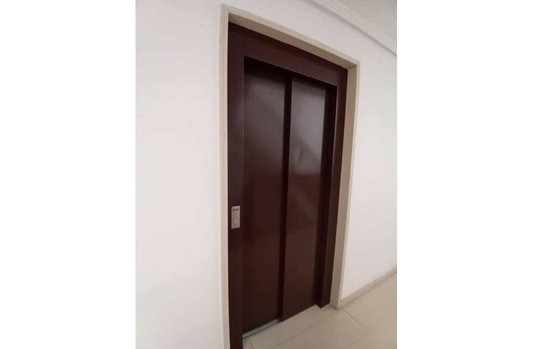 Resale - Apartment - Almoradi - Center