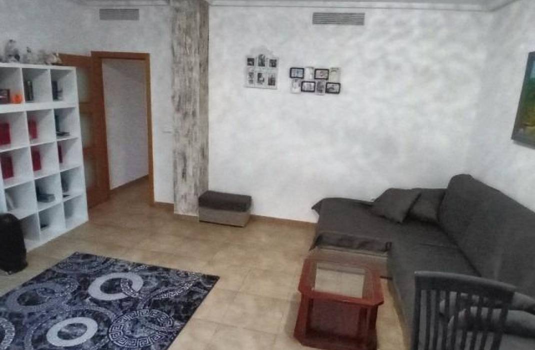 Resale - Apartment - Almoradi - Center