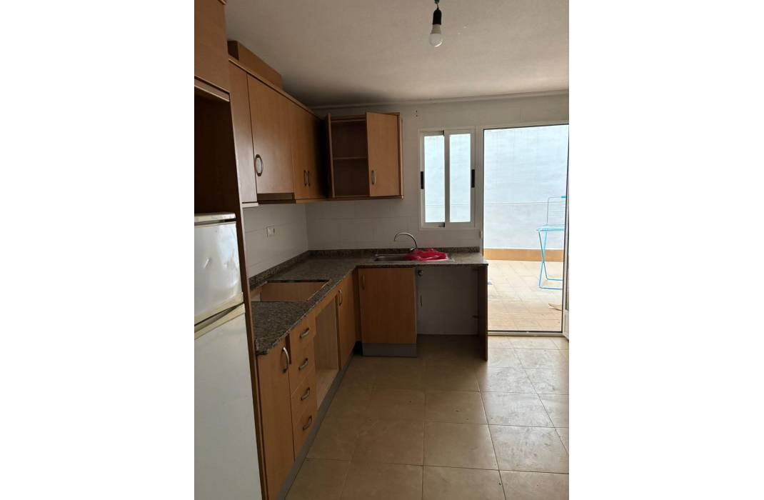 Resale - Apartment - Almoradi - Centro urbano 2