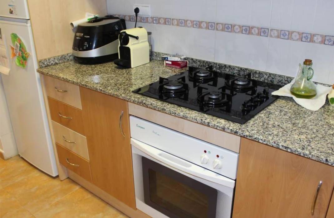 Resale - Apartment - Almoradi - Comunidad valenciana