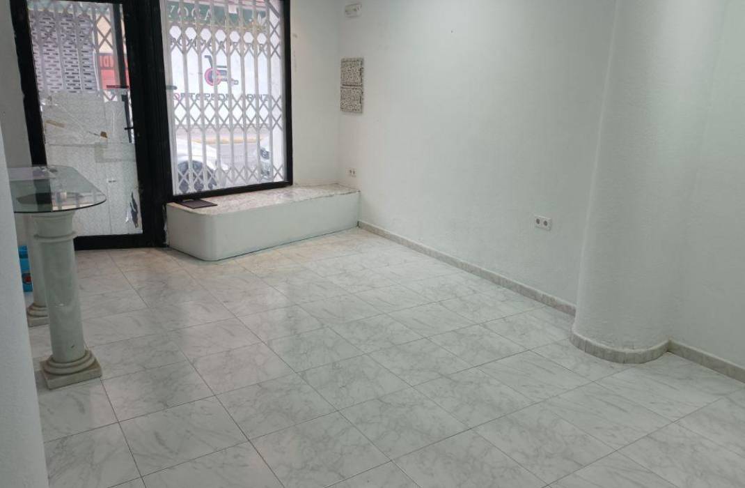 Resale - Apartment - Almoradi
