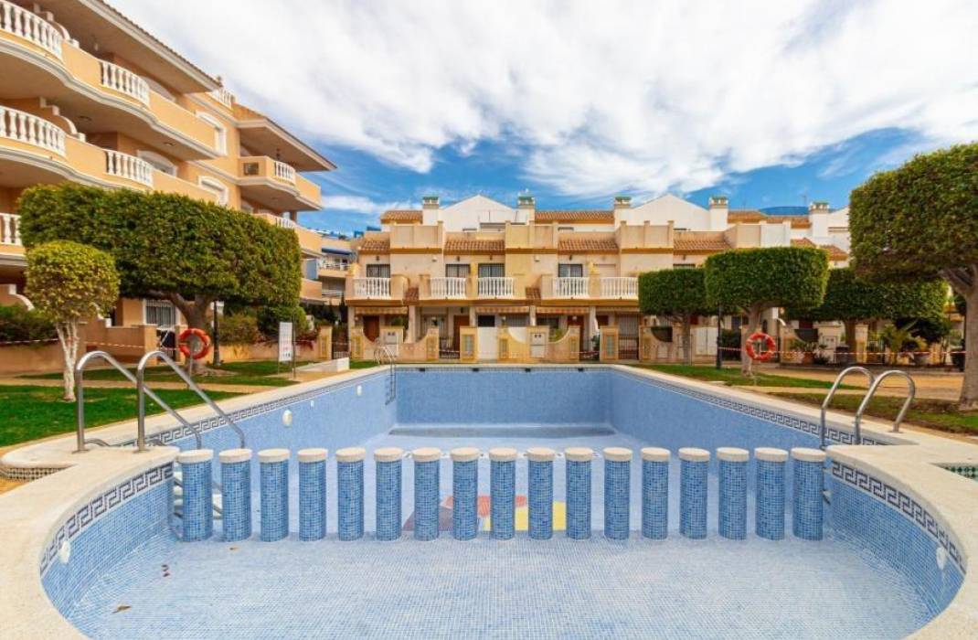 Resale - Apartment - Cabo Roig - Costa blanca