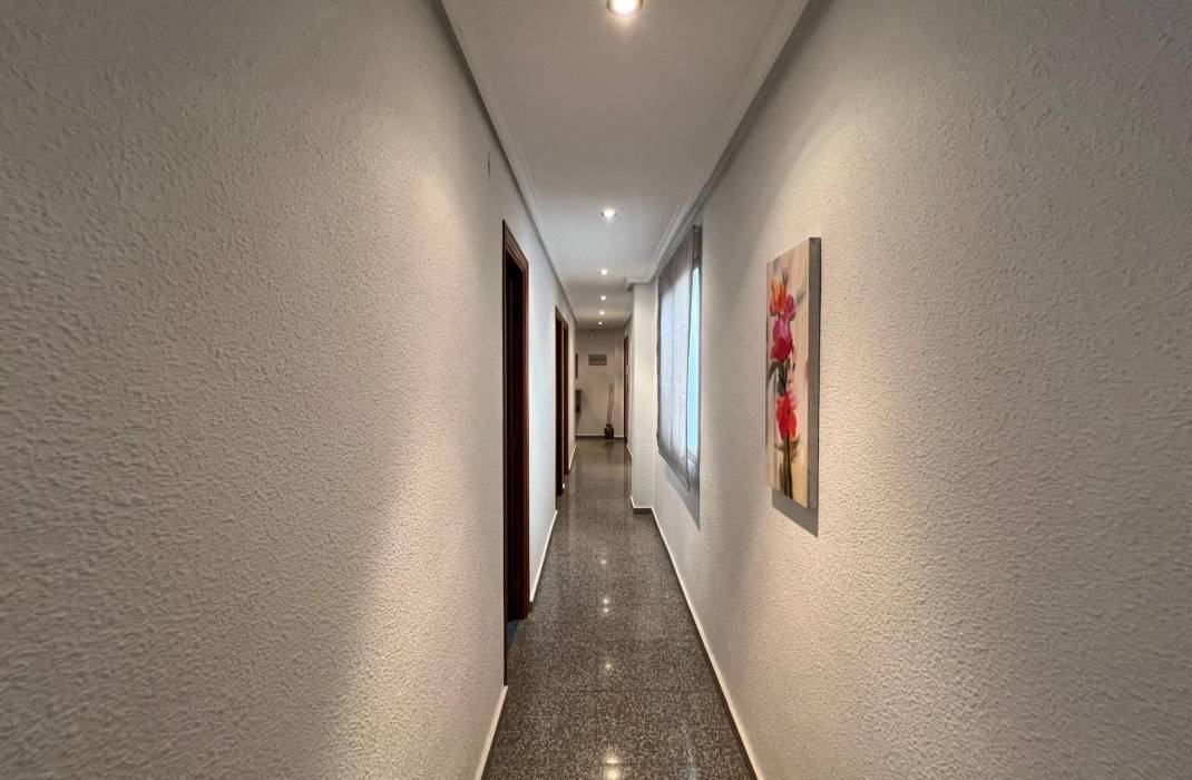 Resale - Apartment - Dolores - CENTRO