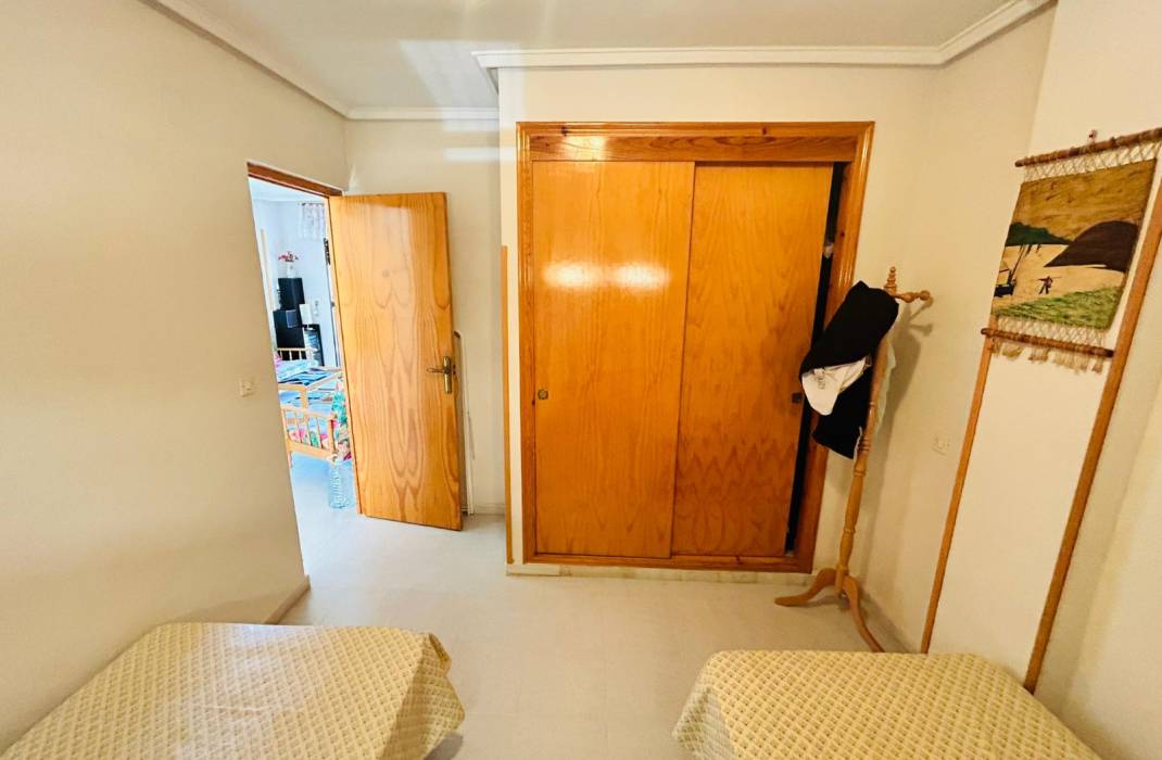 Resale - Apartment - El Chaparral - El chaparral