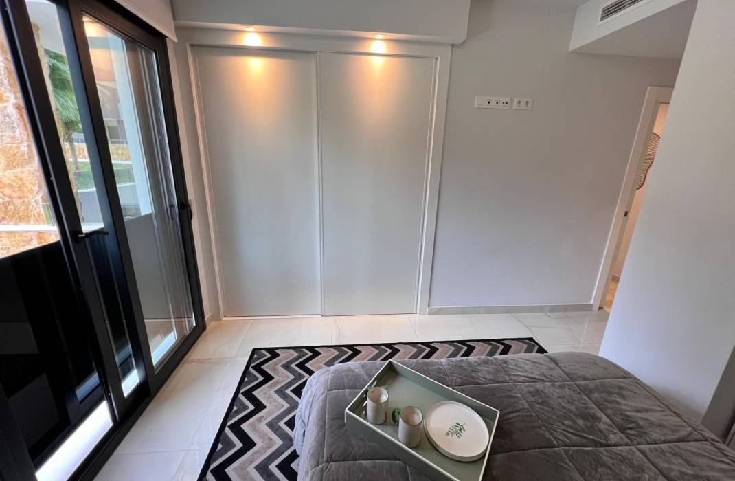 Resale - Apartment flat - Orihuela Costa