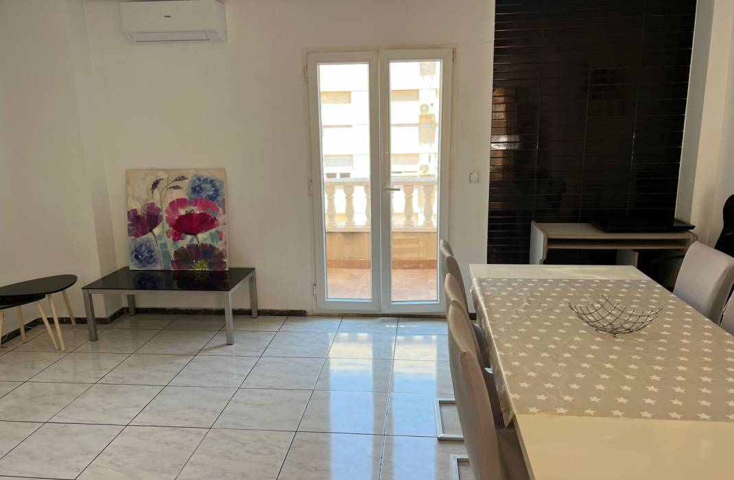 Resale - Apartment / flat - Punta Prima - Punta Prima Torrevieja