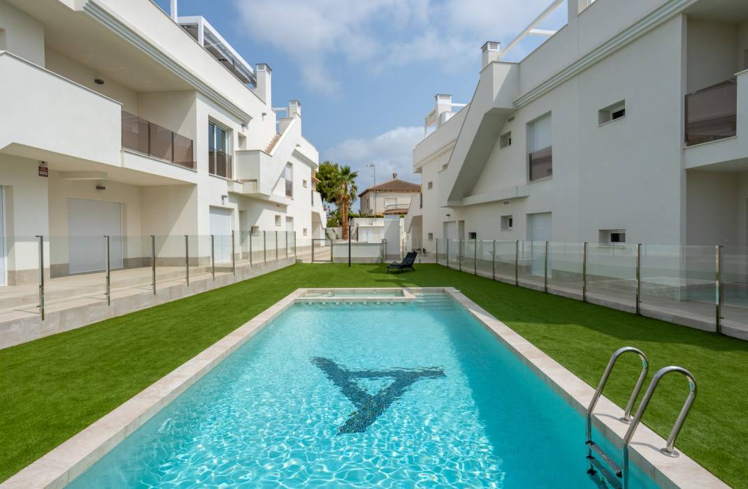 Resale - Apartment / flat - San Miguel de Salinas - BLUE LAGOON