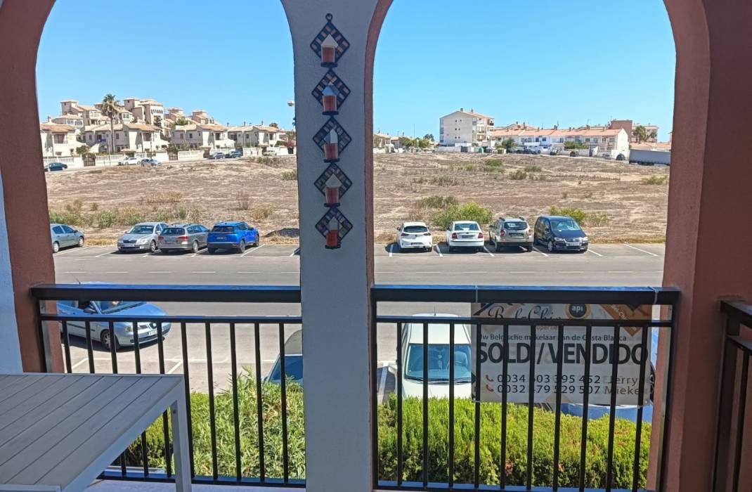 Resale - Apartment - Flat - Torrevieja - La Mata