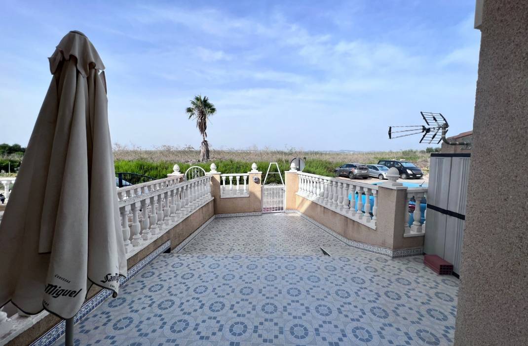 Resale - Apartment - Ground Floor - Torrevieja - El limonar