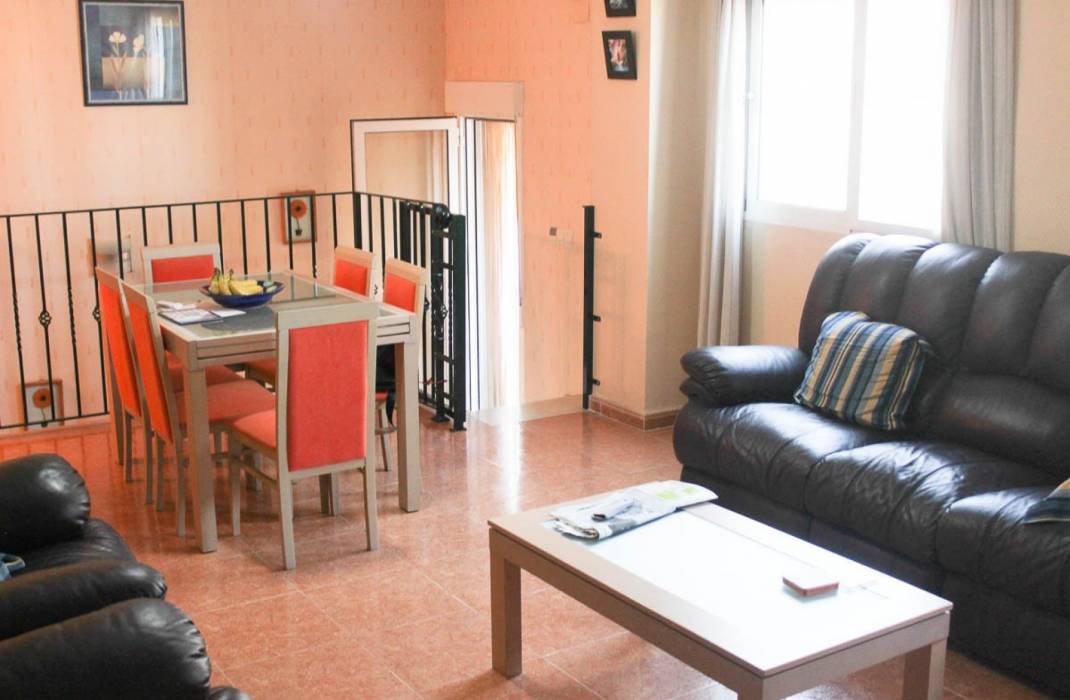 Resale - Apartment - Guardamar del Segura - El Eden