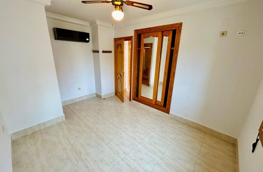 Resale - Apartment - Guardamar del Segura - Guardamar