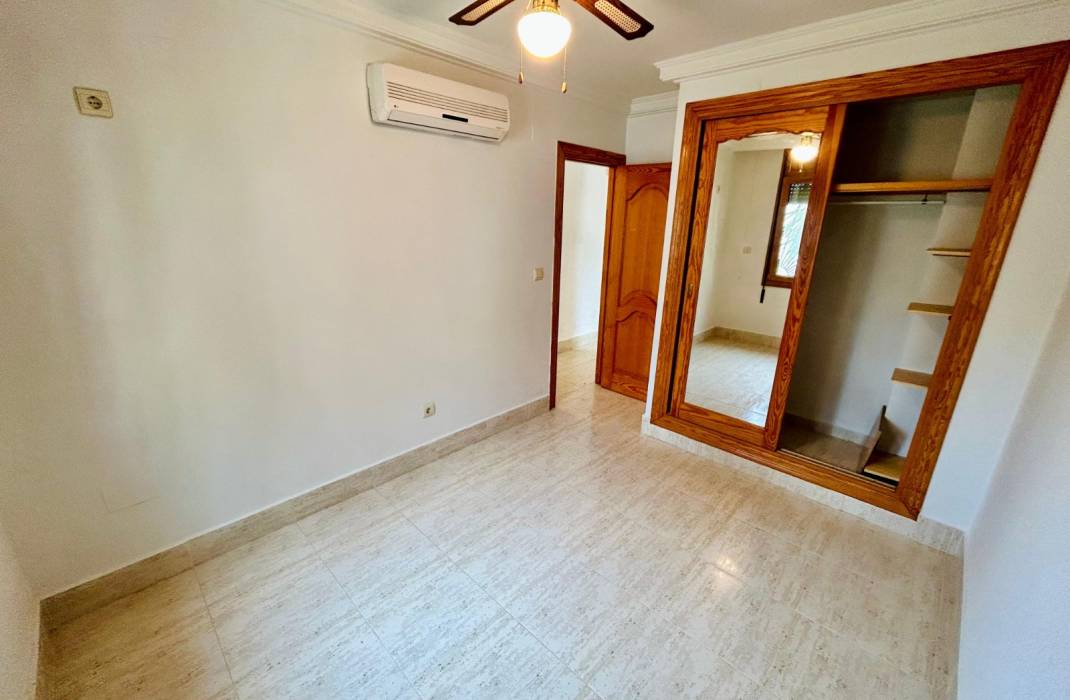 Resale - Apartment - Guardamar del Segura - Guardamar