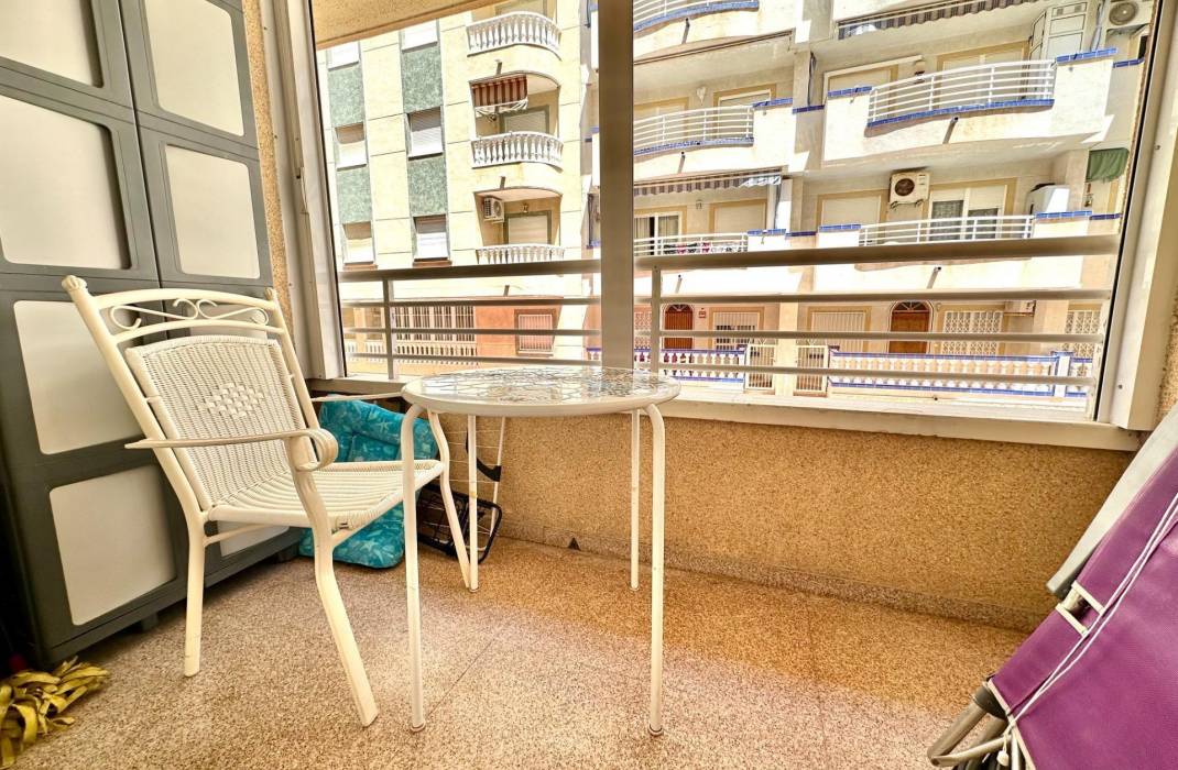 Resale - Apartment - Guardamar del Segura - Pueblo