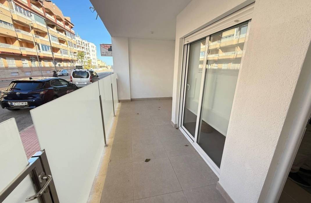 Resale - Apartment - Guardamar del Segura - Pueblo